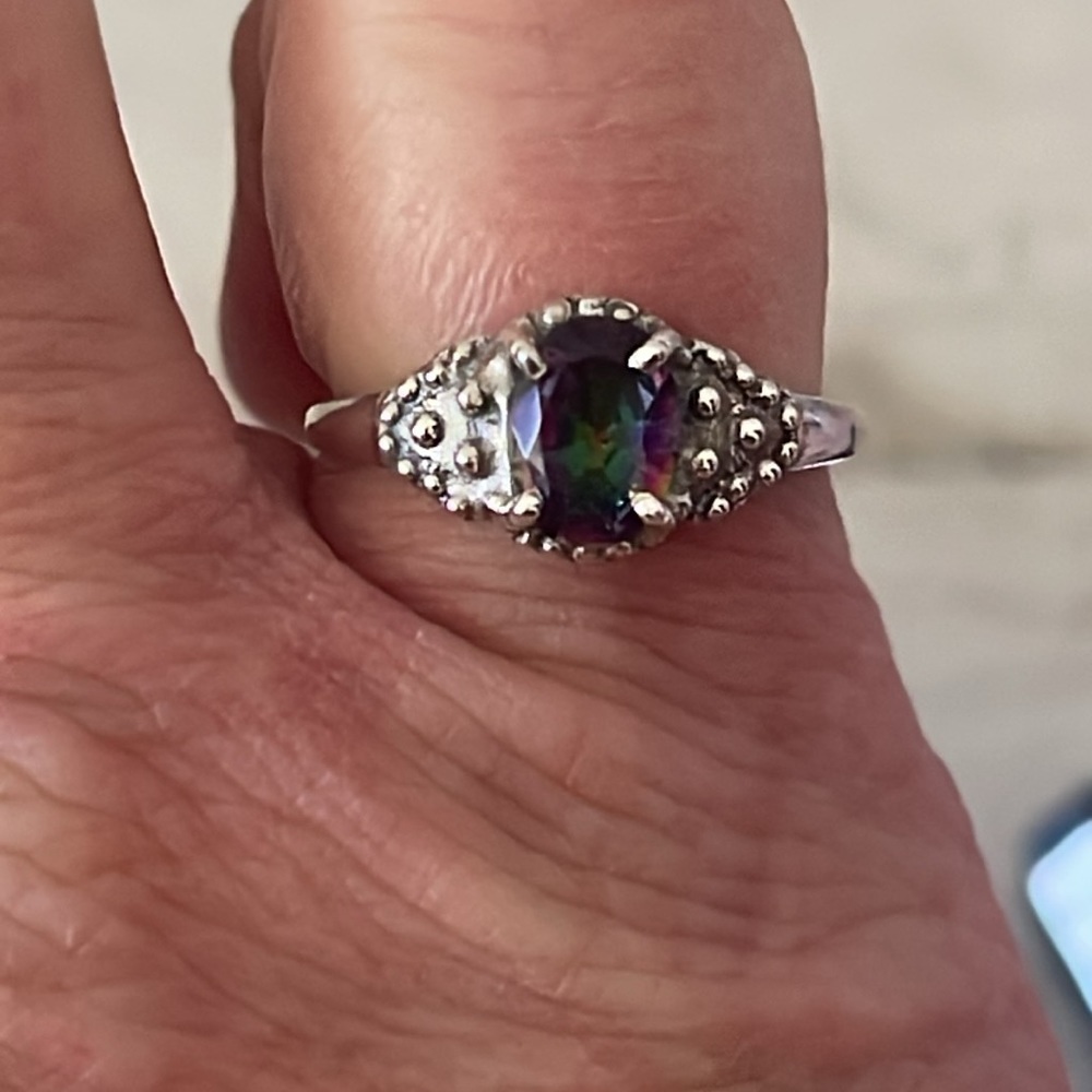 Sparkling Mystic Topaz Silver Ring. - Picture 7 of 8